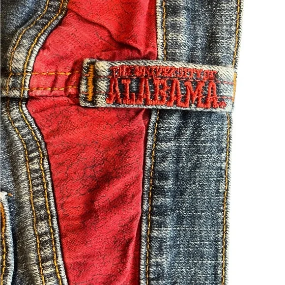 Women's Straight Leg Denim Jeans - Picture 4 of 11